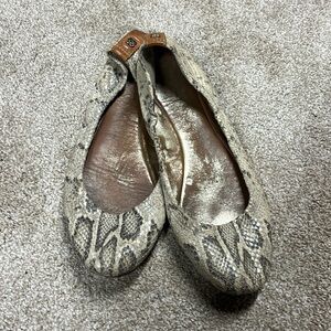 Coach embossed snakeskin ballet flats women’s size 10